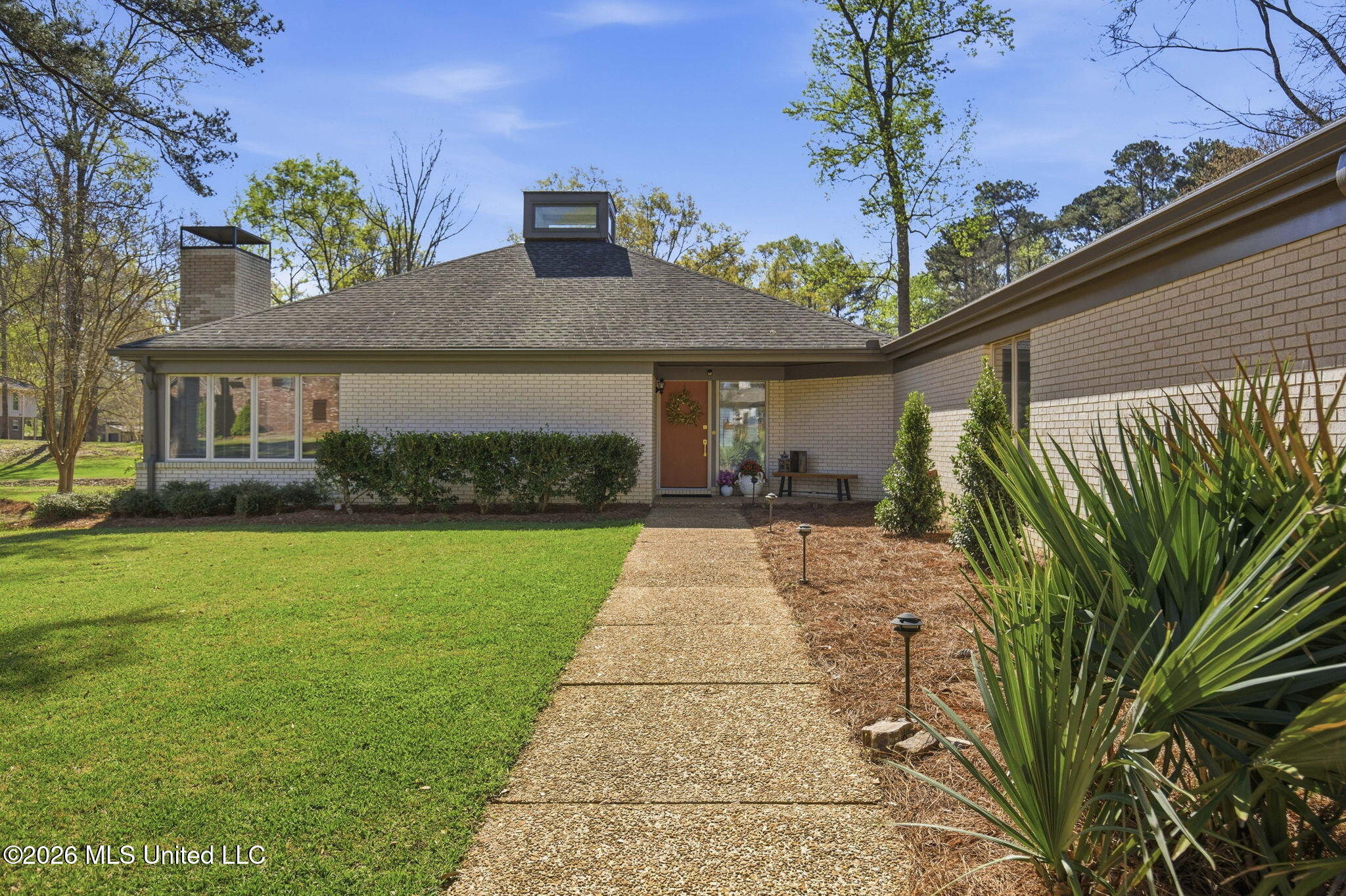4 Fern Cove Flowood, MS 39232 - Photo 6 of 73 12-web-or-mls-4 Fern Cv-12