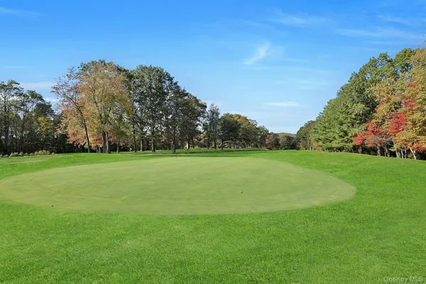 $1,100,000 | 593 B Heritage Hills, Somers, NY 10589