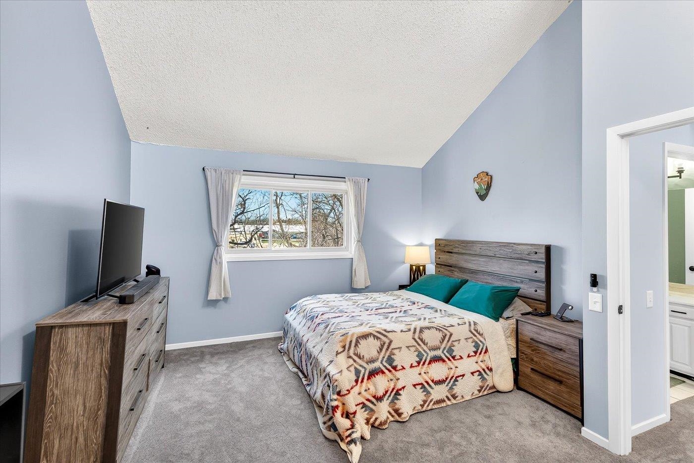 549 Knightsbridge Road, Unit 549 Waunakee, WI 53597 - Photo 29 of 48