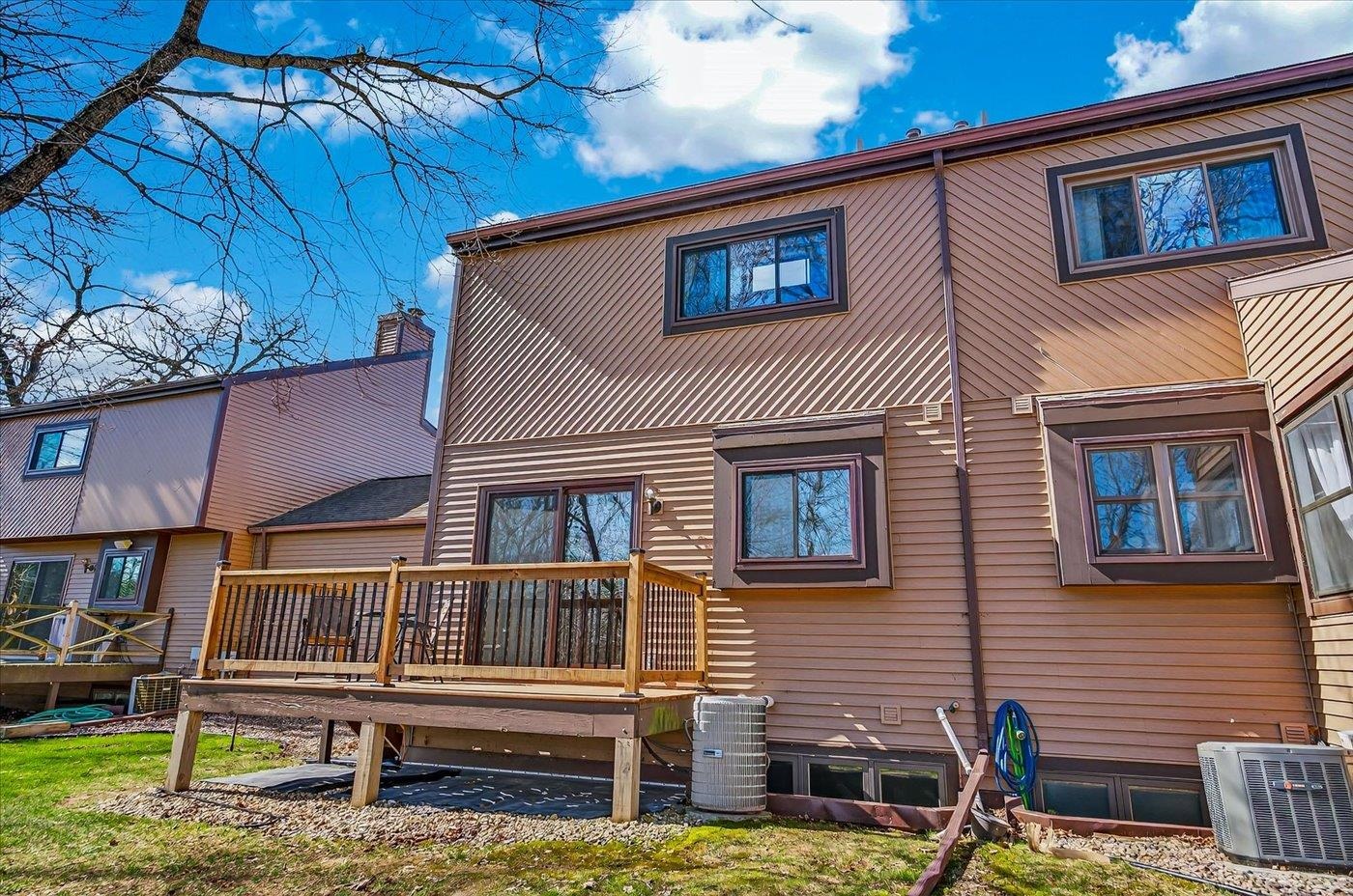 549 Knightsbridge Road, Unit 549 Waunakee, WI 53597 - Photo 43 of 48