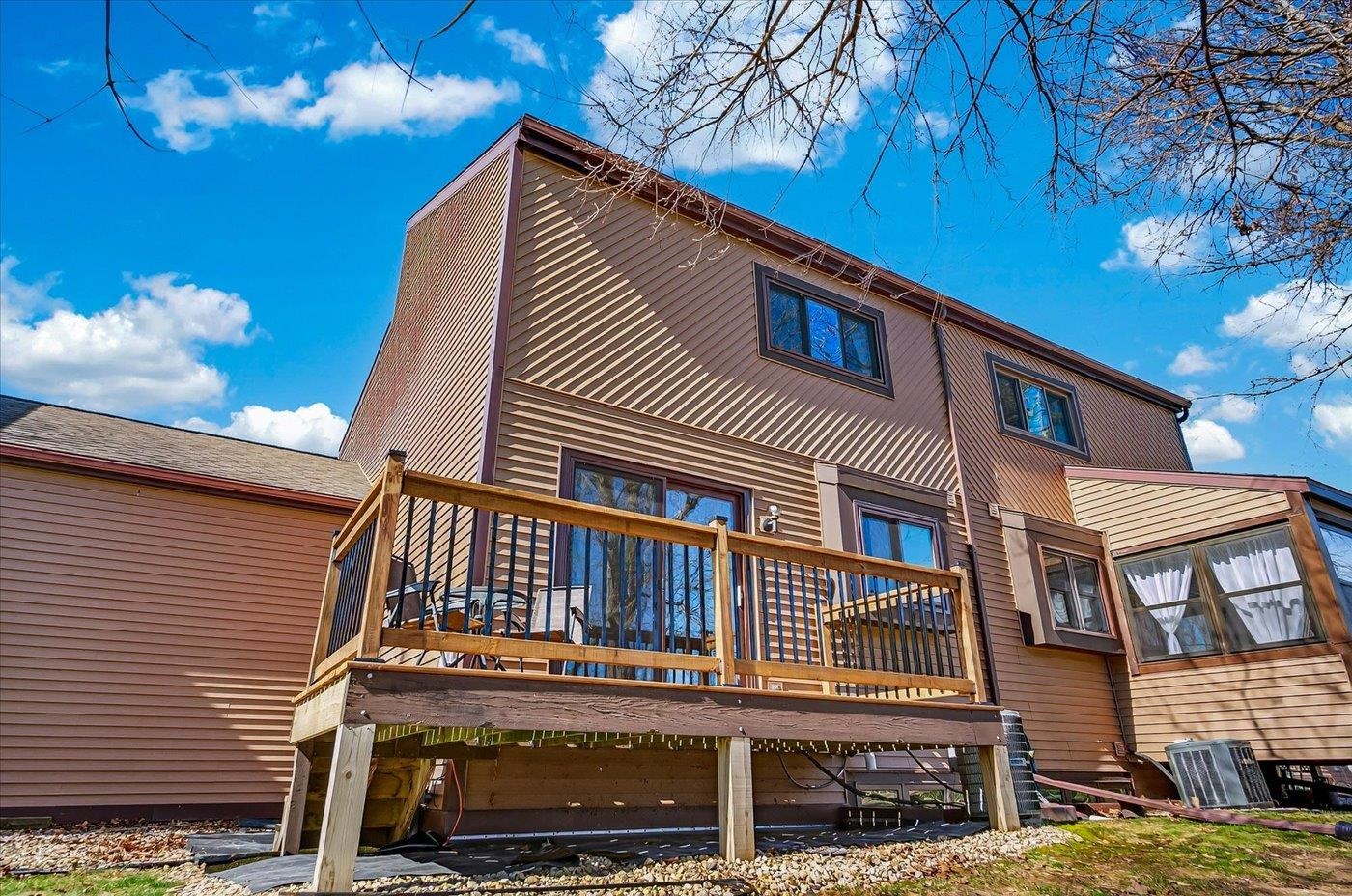 549 Knightsbridge Road, Unit 549 Waunakee, WI 53597 - Photo 45 of 48