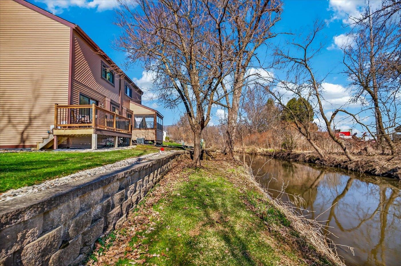 549 Knightsbridge Road, Unit 549 Waunakee, WI 53597 - Photo 46 of 48