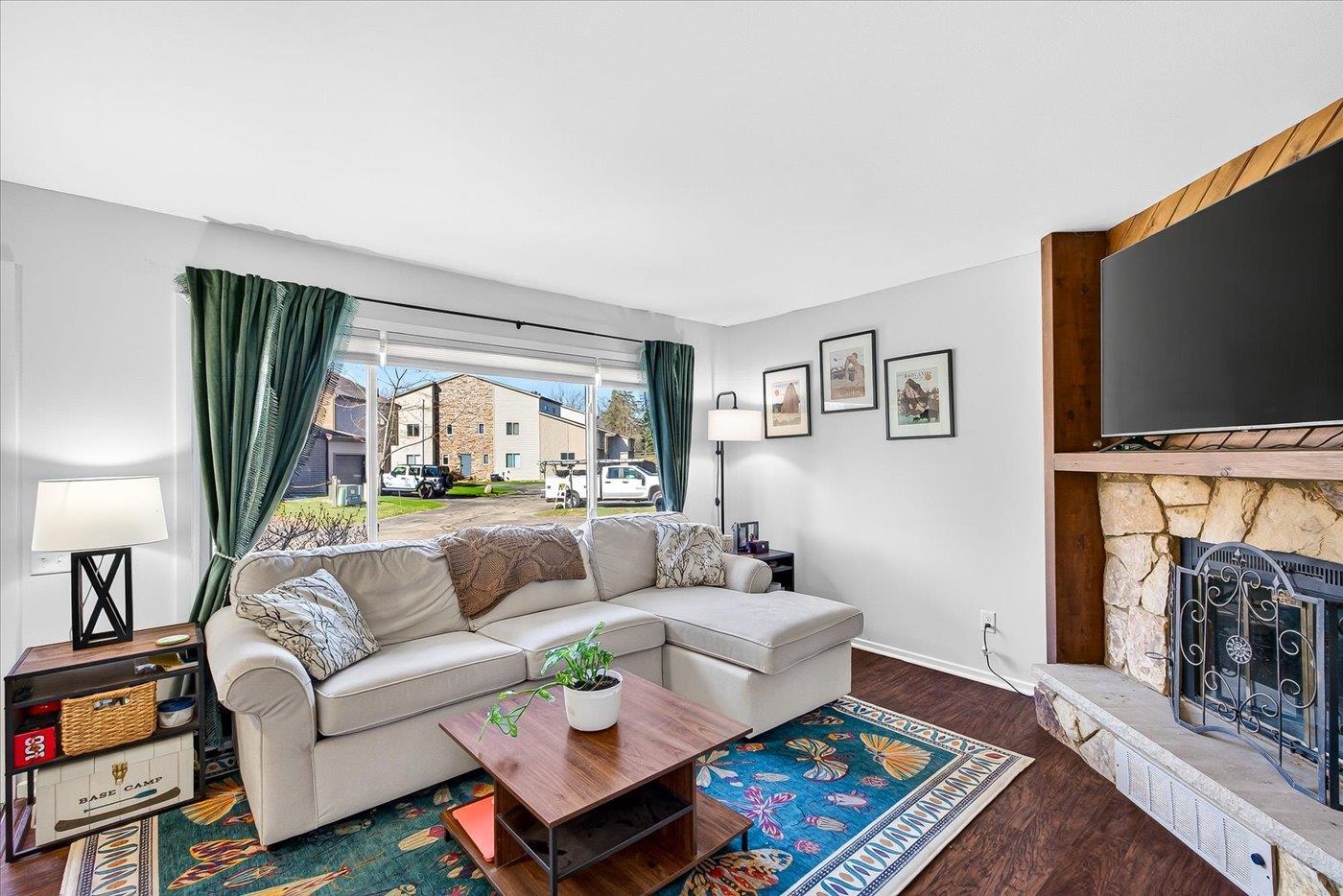 549 Knightsbridge Road, Unit 549 Waunakee, WI 53597 - Photo 5 of 48