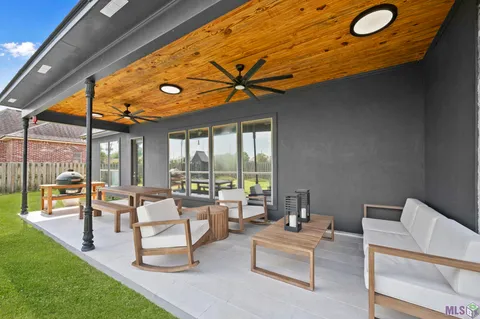 $620,000 | 6250 Beau Douglas Avenue, Gonzales, LA 70737