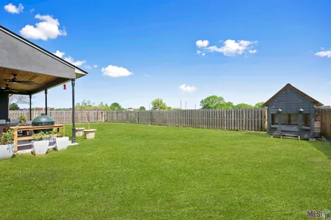 $620,000 | 6250 Beau Douglas Avenue, Gonzales, LA 70737