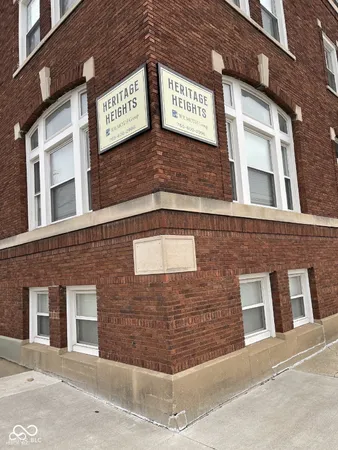 $425 | 201 East Pike Street, Unit 301, Crawfordsville, IN 47933