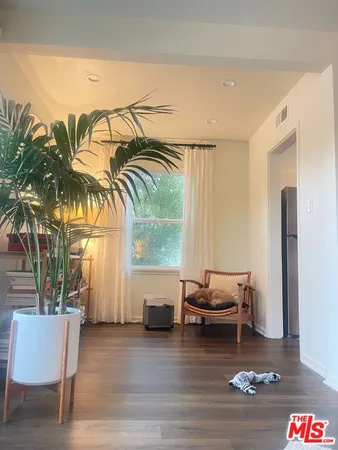 $7,950 | 2045 Glencoe Avenue, Venice, CA 90291