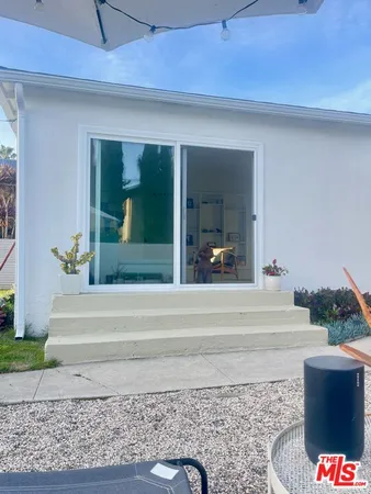 $7,950 | 2045 Glencoe Avenue, Venice, CA 90291