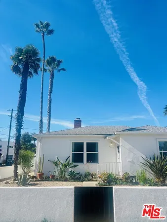 $7,950 | 2045 Glencoe Avenue, Venice, CA 90291
