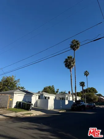 $7,950 | 2045 Glencoe Avenue, Venice, CA 90291