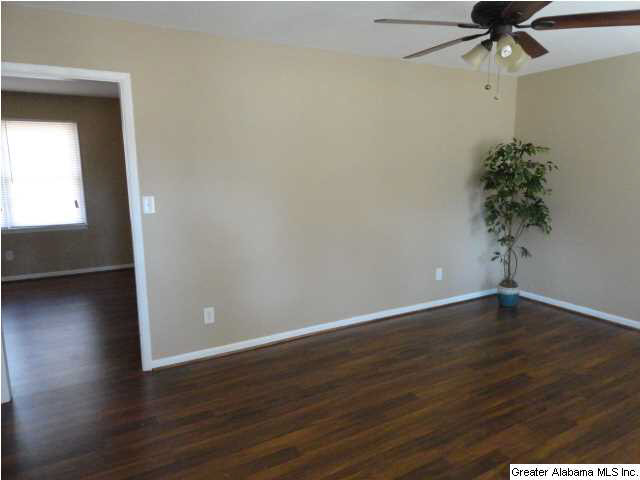 512 Bennett Road Adamsville, AL 35005 - Photo 3 of 19