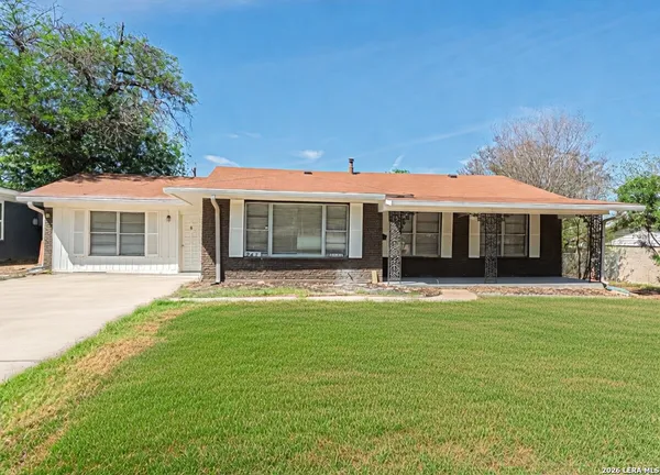 $2,000 | 243 Maplewood Lane, San Antonio, TX 78216