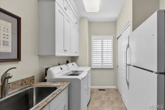 $850,000 | 15920 Picardy Crest Court, Chesterfield, MO 63017