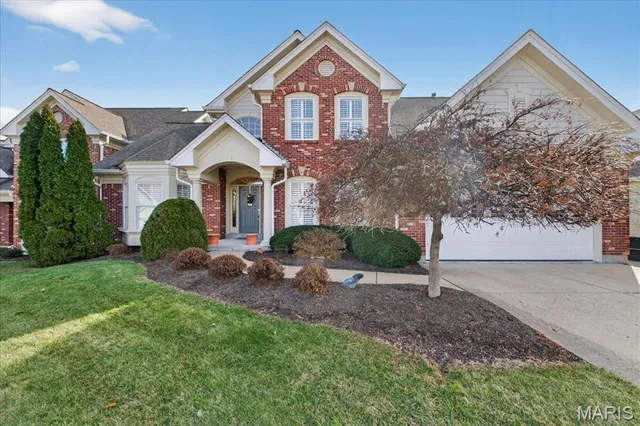 $850,000 | 15920 Picardy Crest Court, Chesterfield, MO 63017