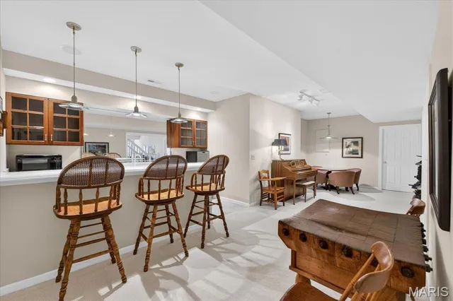 $850,000 | 15920 Picardy Crest Court, Chesterfield, MO 63017