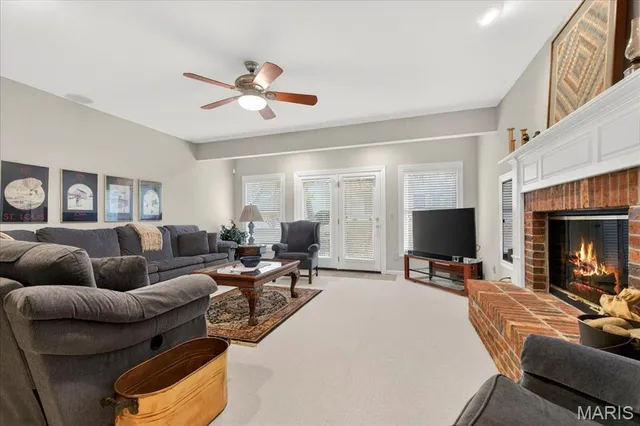 $850,000 | 15920 Picardy Crest Court, Chesterfield, MO 63017