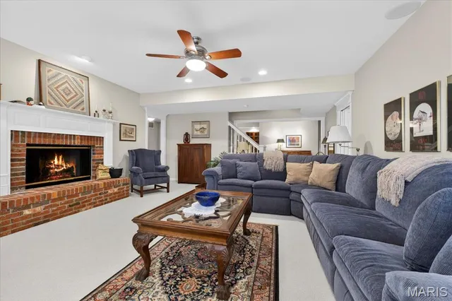 $850,000 | 15920 Picardy Crest Court, Chesterfield, MO 63017