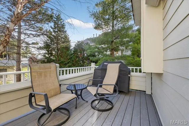 $850,000 | 15920 Picardy Crest Court, Chesterfield, MO 63017