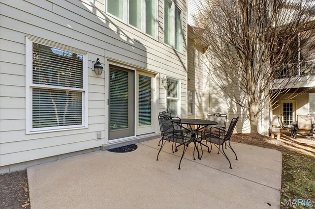 $850,000 | 15920 Picardy Crest Court, Chesterfield, MO 63017