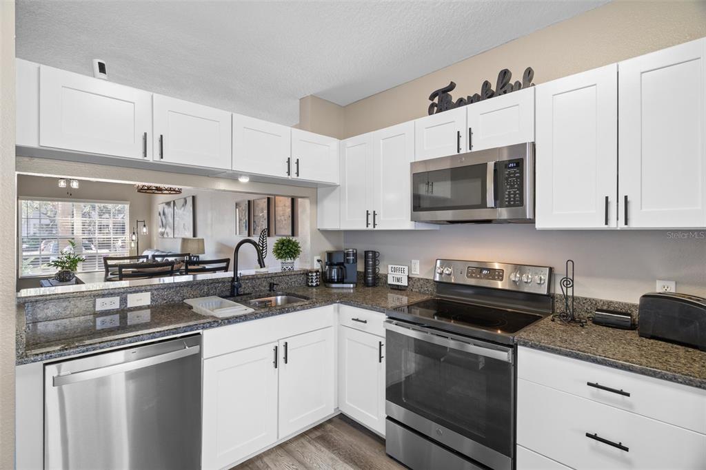 388 Countryside Key Boulevard Oldsmar, FL 34677 - Photo 14 of 33