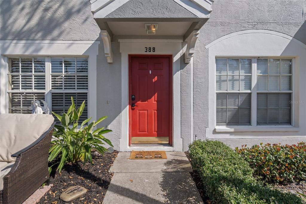388 Countryside Key Boulevard Oldsmar, FL 34677 - Photo 2 of 33