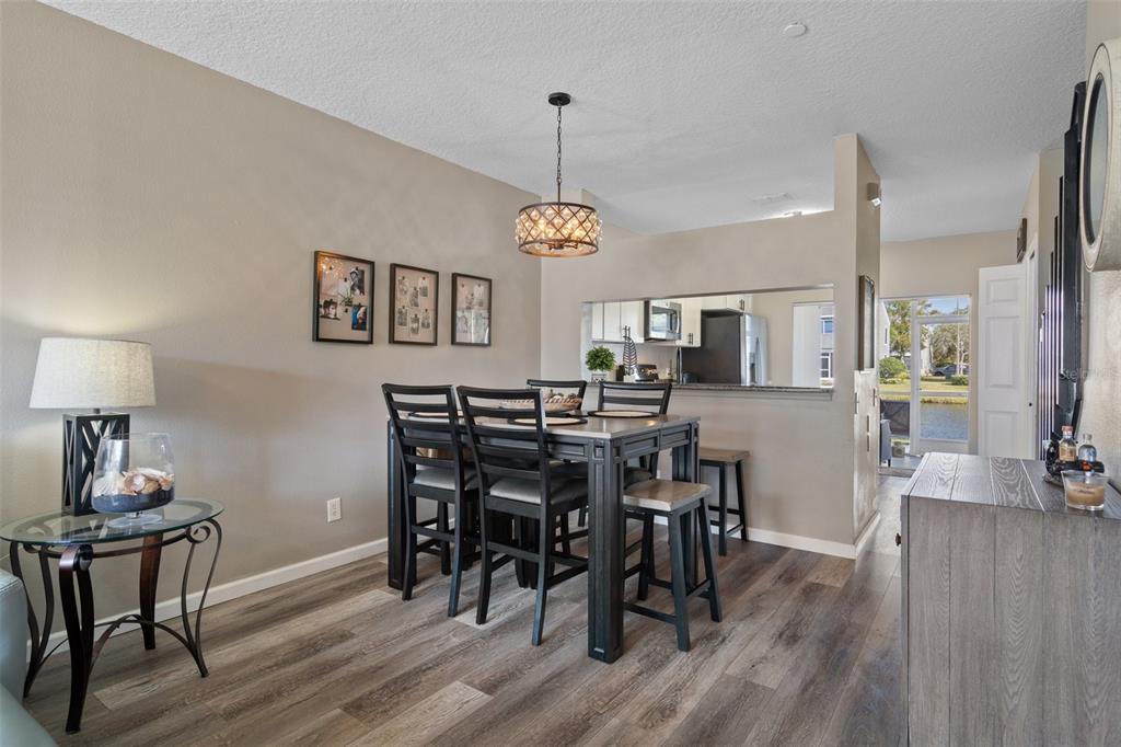388 Countryside Key Boulevard Oldsmar, FL 34677 - Photo 8 of 33