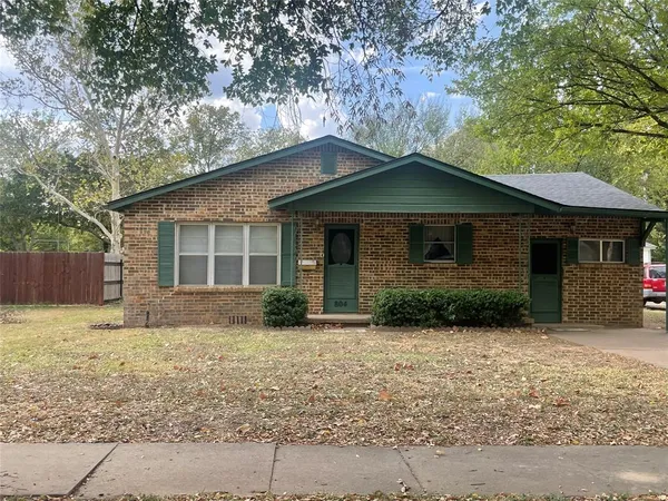 $149,000 | 804 Kentucky Street, Graham, TX 76450