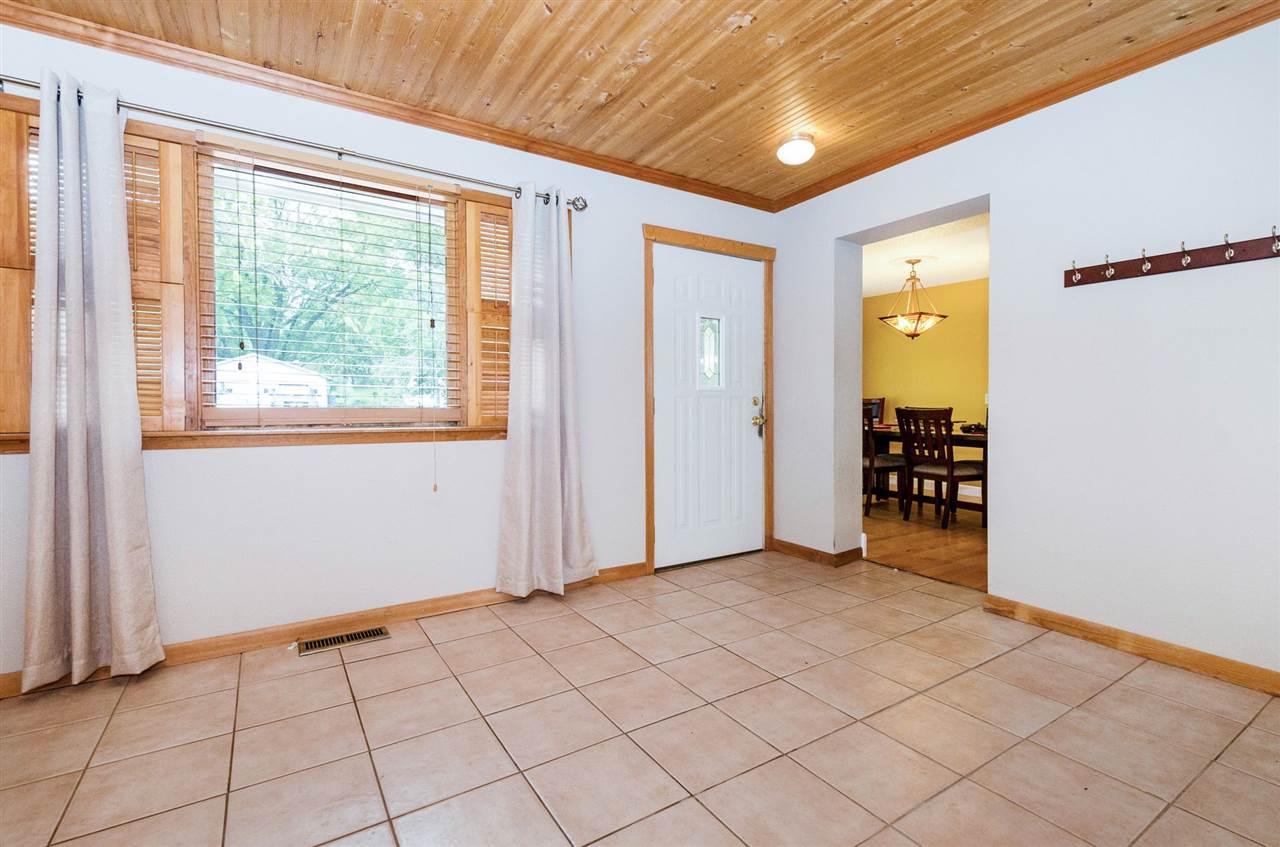 520 Water Street Center Point, IA 52213 - Photo 3 of 25 Gallery Image 3