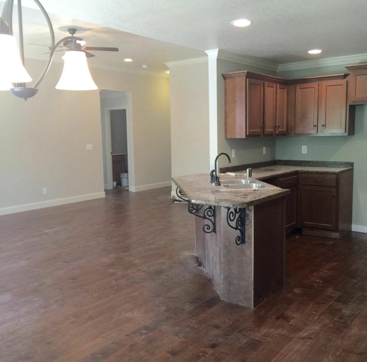 4531 Dumac Road, Unit 6 Chattanooga, TN 37416 - Photo 8 of 17 1A860BDC-3A33-4030-AB1F-8AC60D96E42E