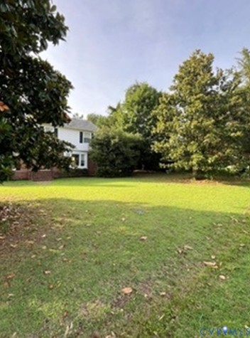 3732 Birdwood Road Richmond, VA 23234 - Photo 2 of 28 a view of an ocean and swimming pool