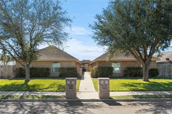 $950 | 705 West Bronze Drive, Unit 2, Pharr, TX 78577