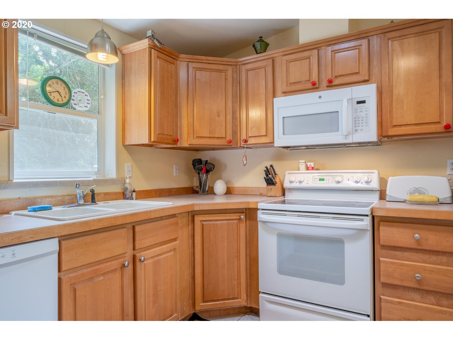 1045 Hidden Valley Road Toledo, OR 97391 - Photo 22 of 31 Gallery Image 22