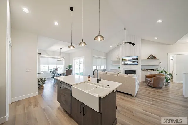 $674,900 | 3689 East 20 North, Rigby, ID 83442