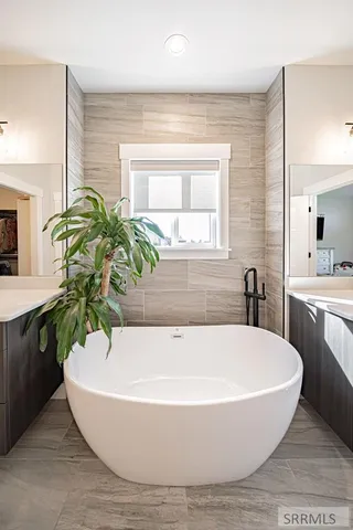 $674,900 | 3689 East 20 North, Rigby, ID 83442