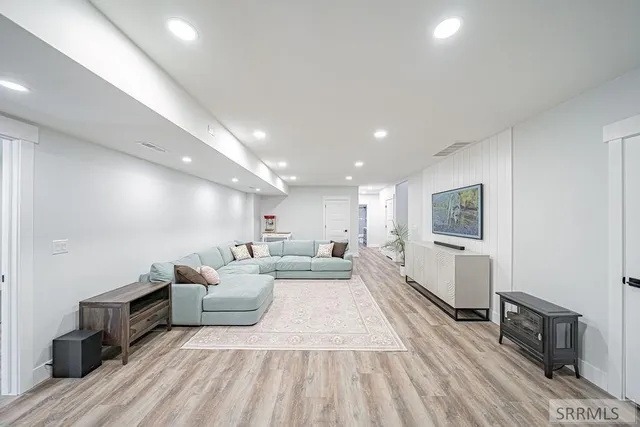 $674,900 | 3689 East 20 North, Rigby, ID 83442