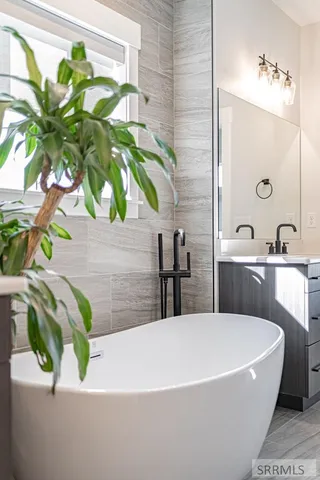 $674,900 | 3689 East 20 North, Rigby, ID 83442