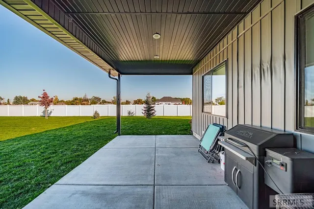 $674,900 | 3689 East 20 North, Rigby, ID 83442