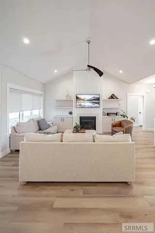 $674,900 | 3689 East 20 North, Rigby, ID 83442