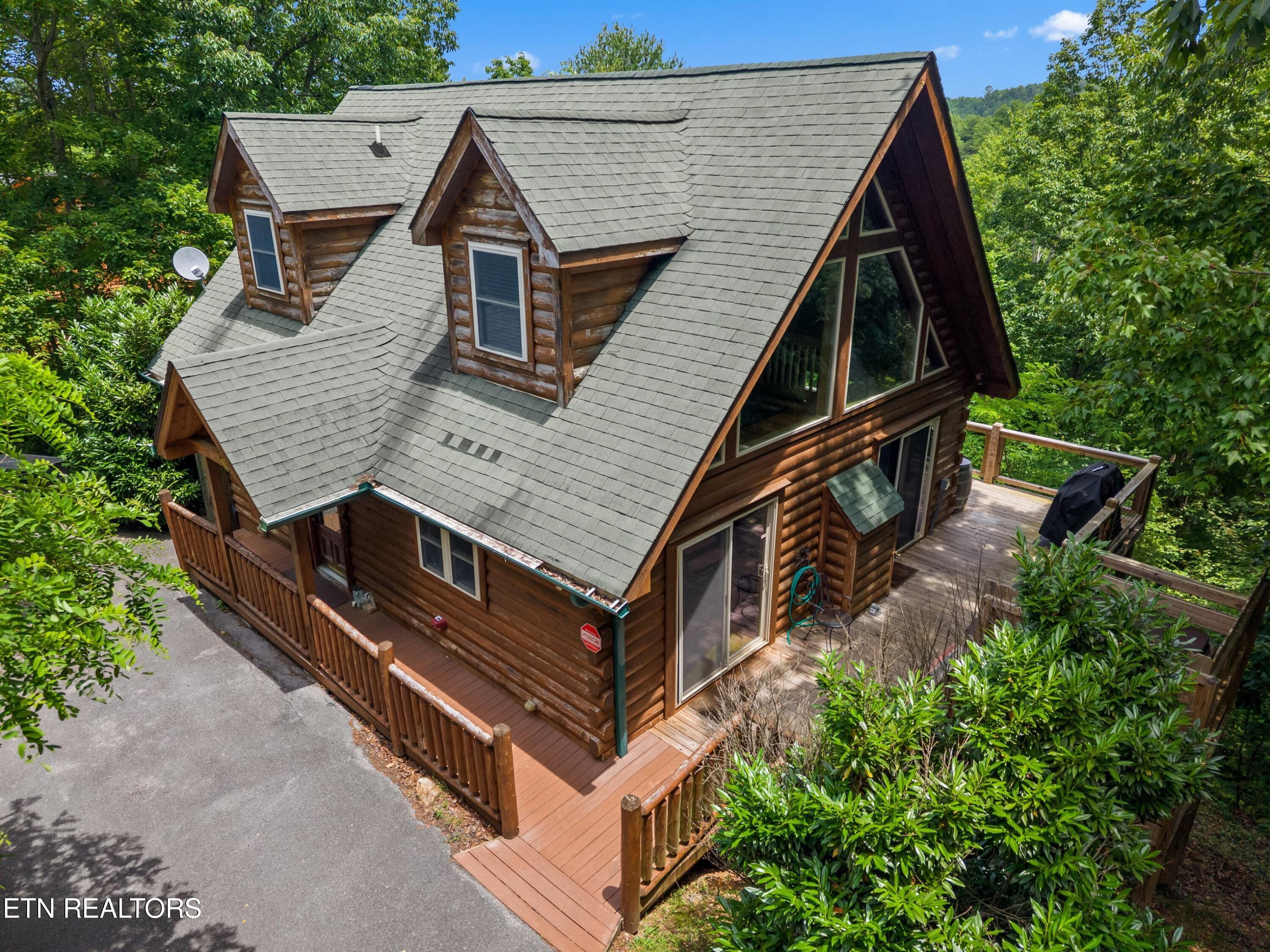 4160 Chamberlain Lane Sevierville, TN 37862 - Photo 5 of 40 007-4160ChamberlainLane-Sevierville-TN-3