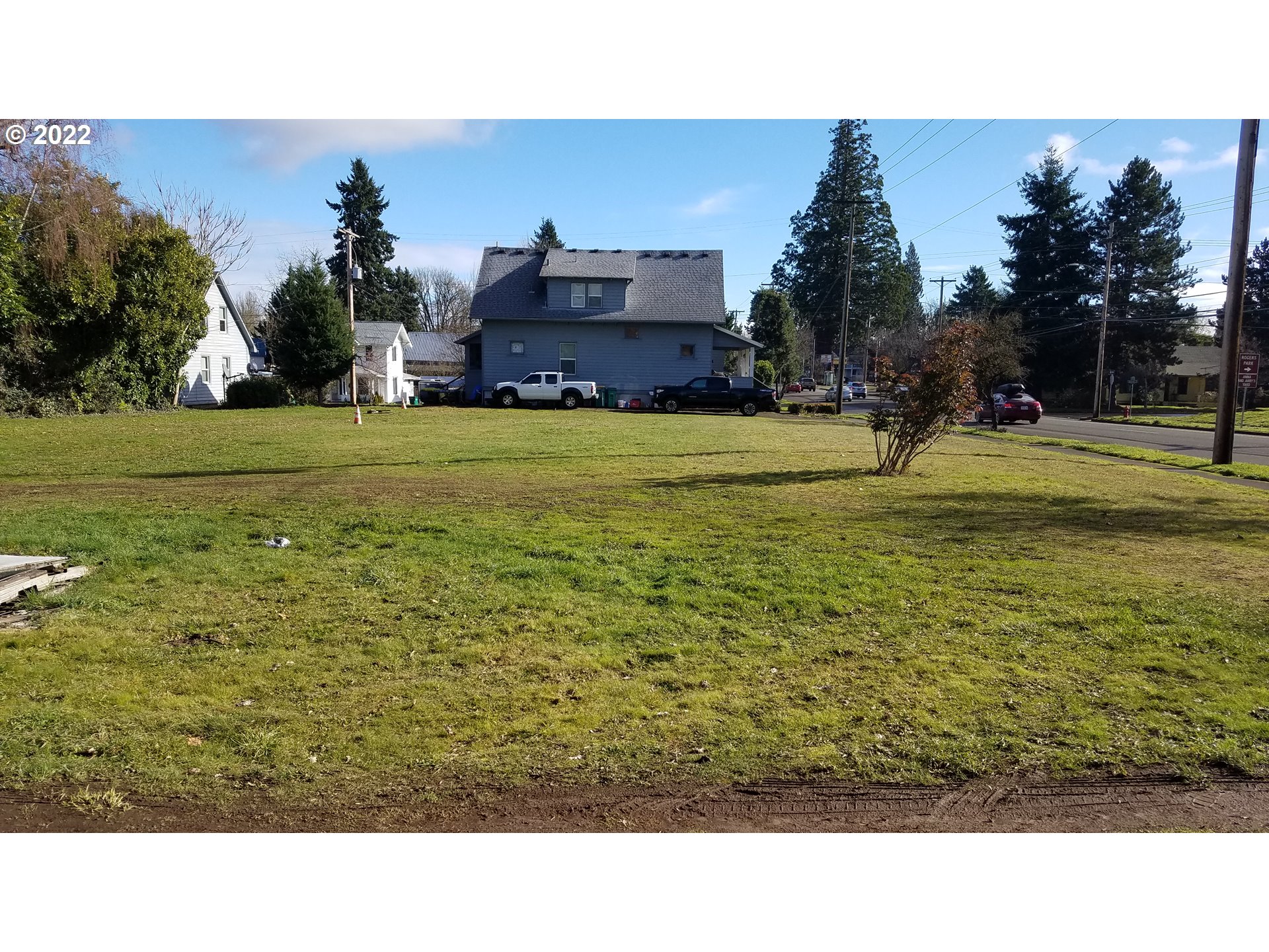 2323 19th Avenue Forest Grove, OR 97116 - Photo 2 of 10