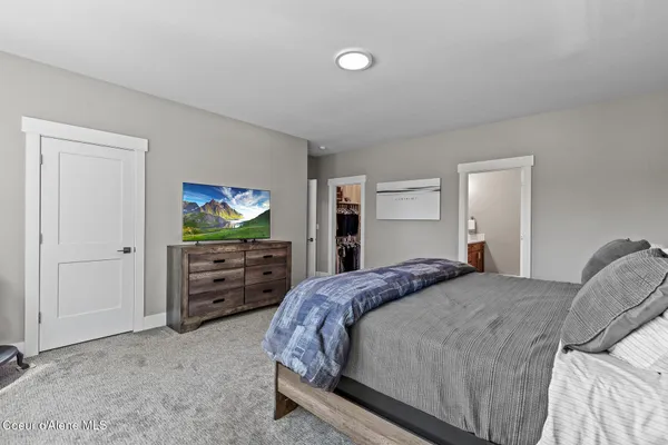 $1,200,000 | 838 North Government Way, Coeur D'Alene, ID 83814