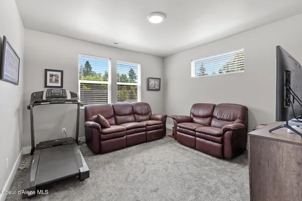 $1,200,000 | 838 North Government Way, Coeur D'Alene, ID 83814