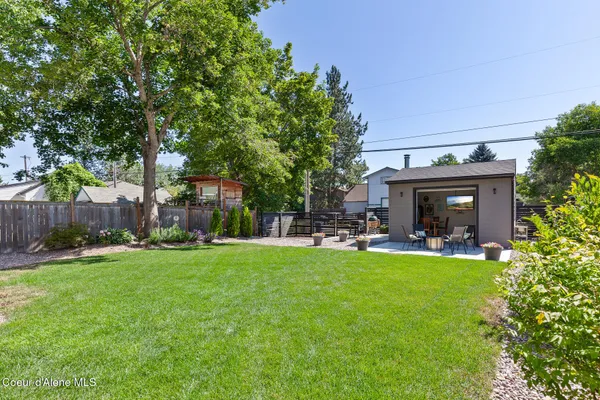 $1,200,000 | 838 North Government Way, Coeur D'Alene, ID 83814
