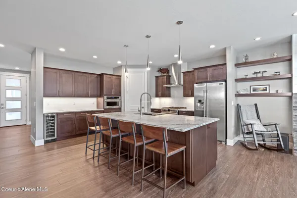 $1,200,000 | 838 North Government Way, Coeur D'Alene, ID 83814
