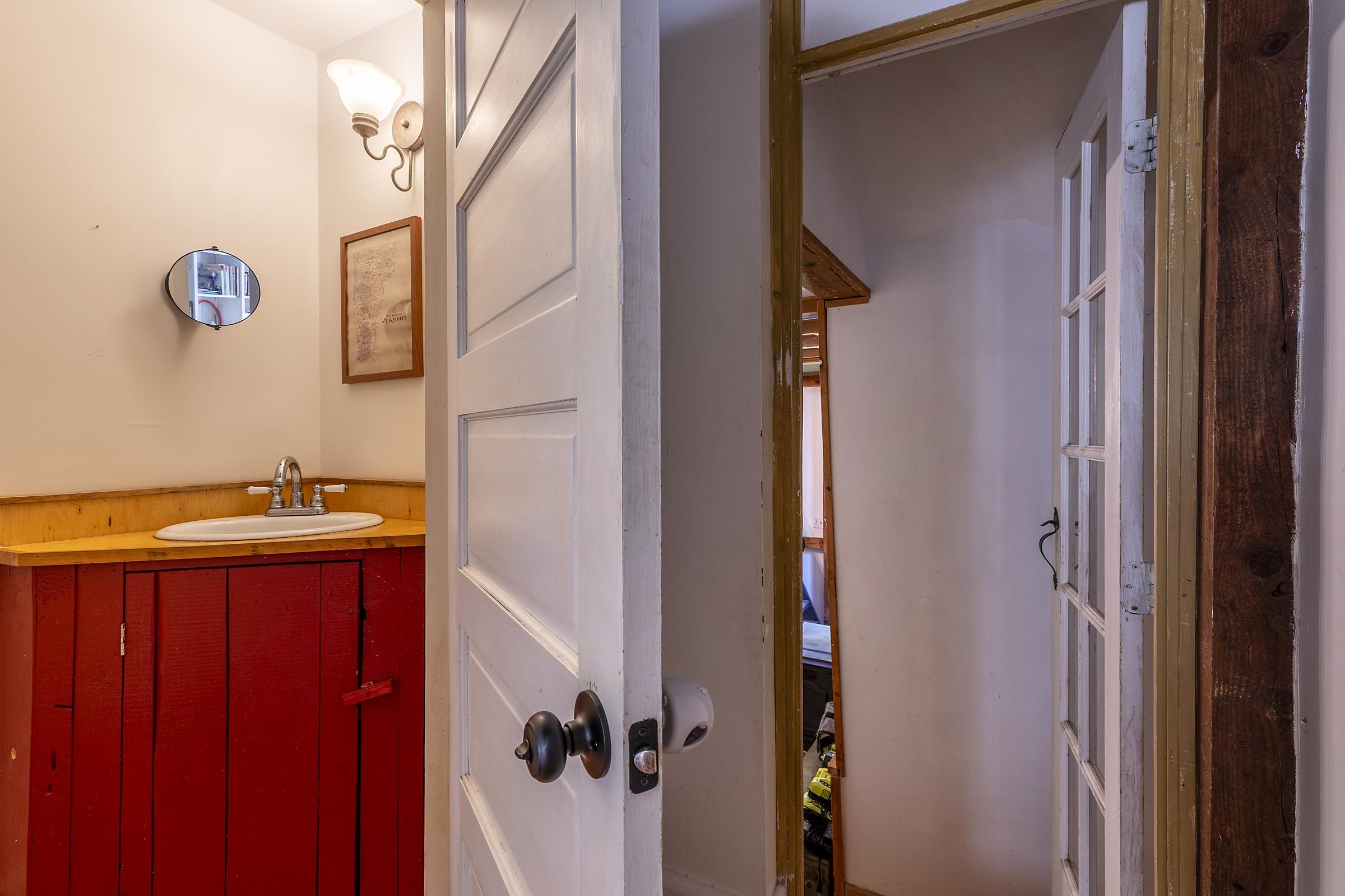 246 Putnam Hill Road Chester, VT 05143 - Photo 31 of 51