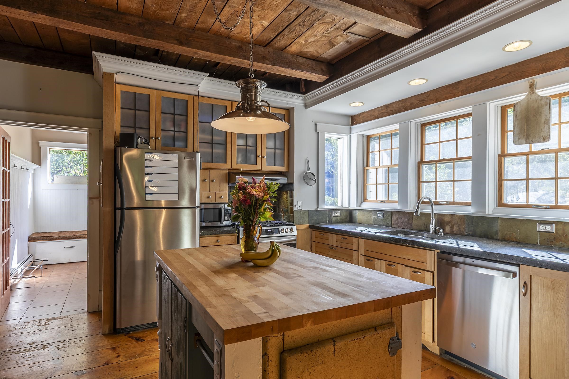 246 Putnam Hill Road Chester, VT 05143 - Photo 5 of 51