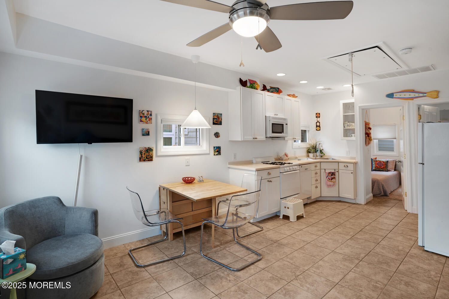 34 West Rutherford Lane Lavallette, NJ 08735 - Photo 10 of 27 34 W Rutherford Ln Lavallette-large-011-