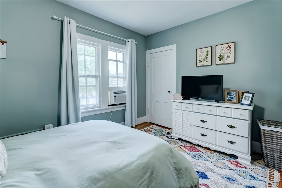 1226 Park Avenue Rochester, NY 14610 - Photo 16 of 19