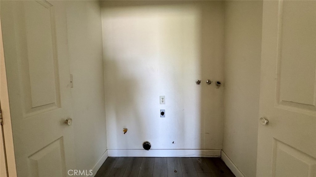 715 Houchin Road Bakersfield, CA 93304 - Photo 9 of 10