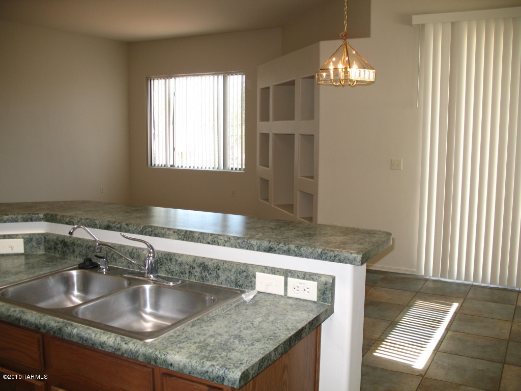 13684 East High Plains Ranch Street Vail, AZ 85641 - Photo 6 of 20